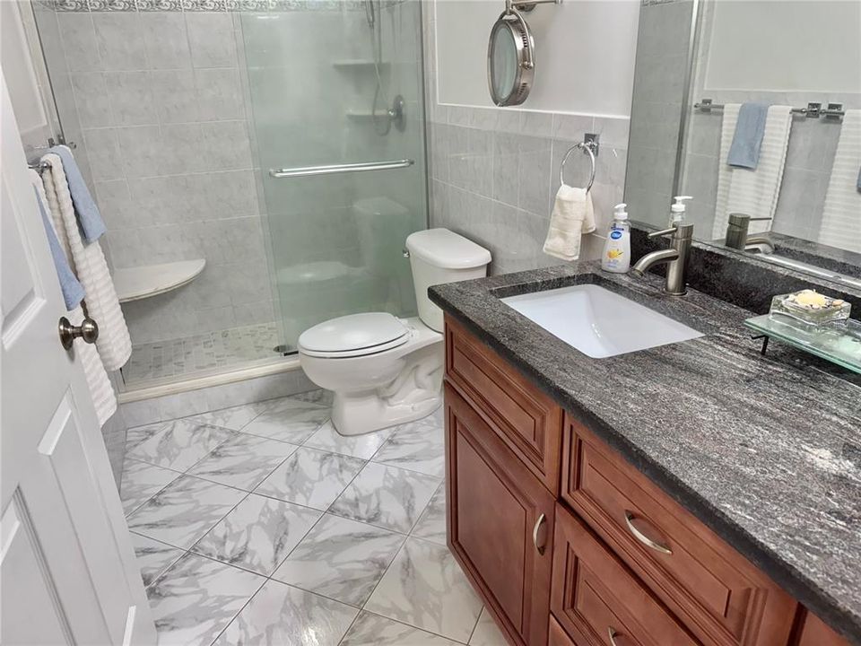 En Venta: $525,000 (4 camas, 3 baños, 1980 Pies cuadrados)