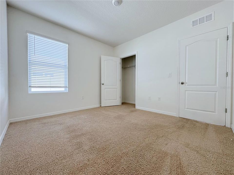 出租: $2,150 (3 贝兹, 2 浴室, 1672 平方英尺)