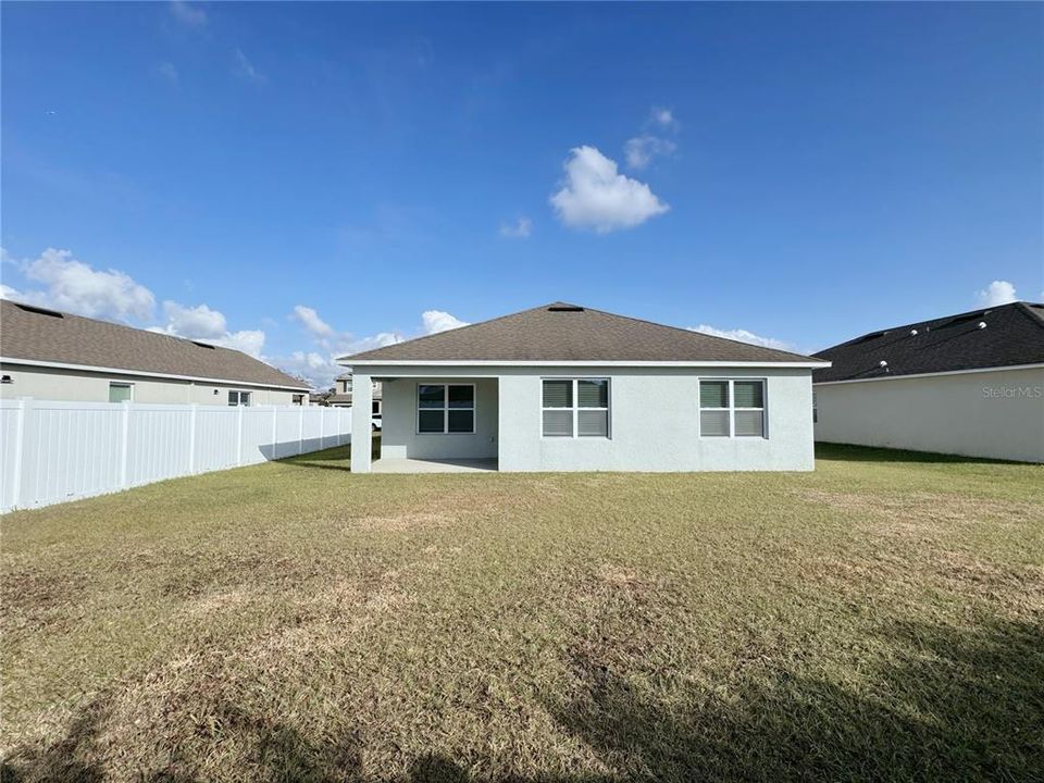 出租: $2,150 (3 贝兹, 2 浴室, 1672 平方英尺)