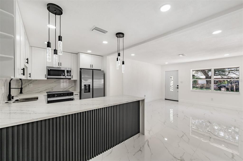 На продажу: $539,900 (4 спален, 3 ванн, 1792 Квадратных фут)