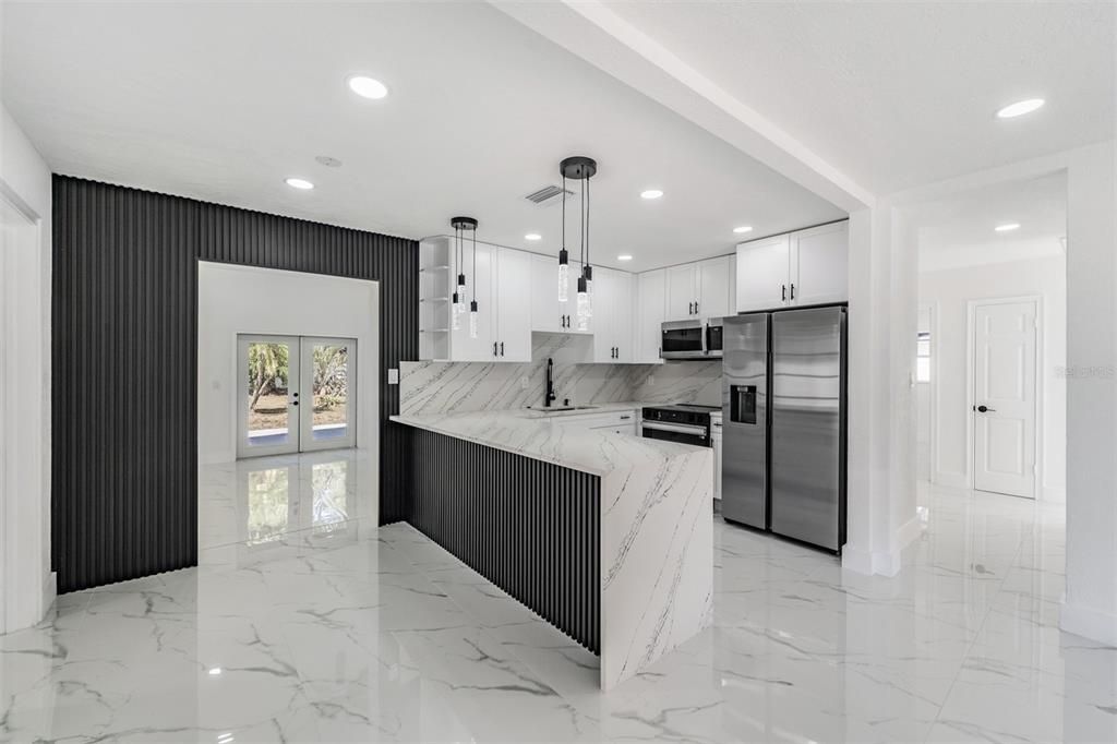 На продажу: $539,900 (4 спален, 3 ванн, 1792 Квадратных фут)