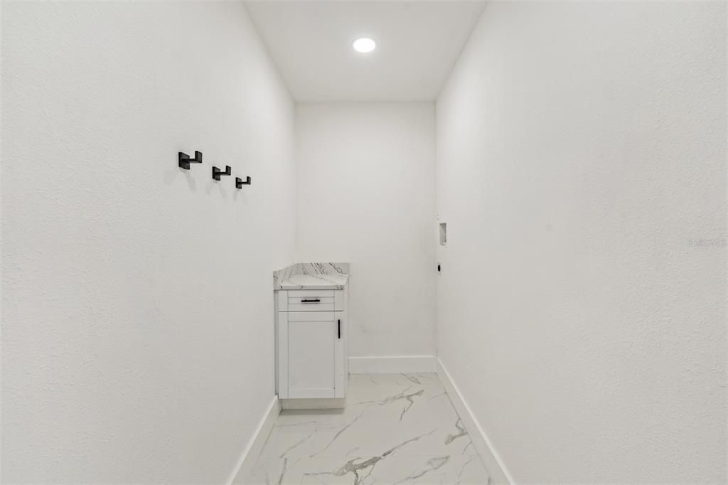 На продажу: $539,900 (4 спален, 3 ванн, 1792 Квадратных фут)