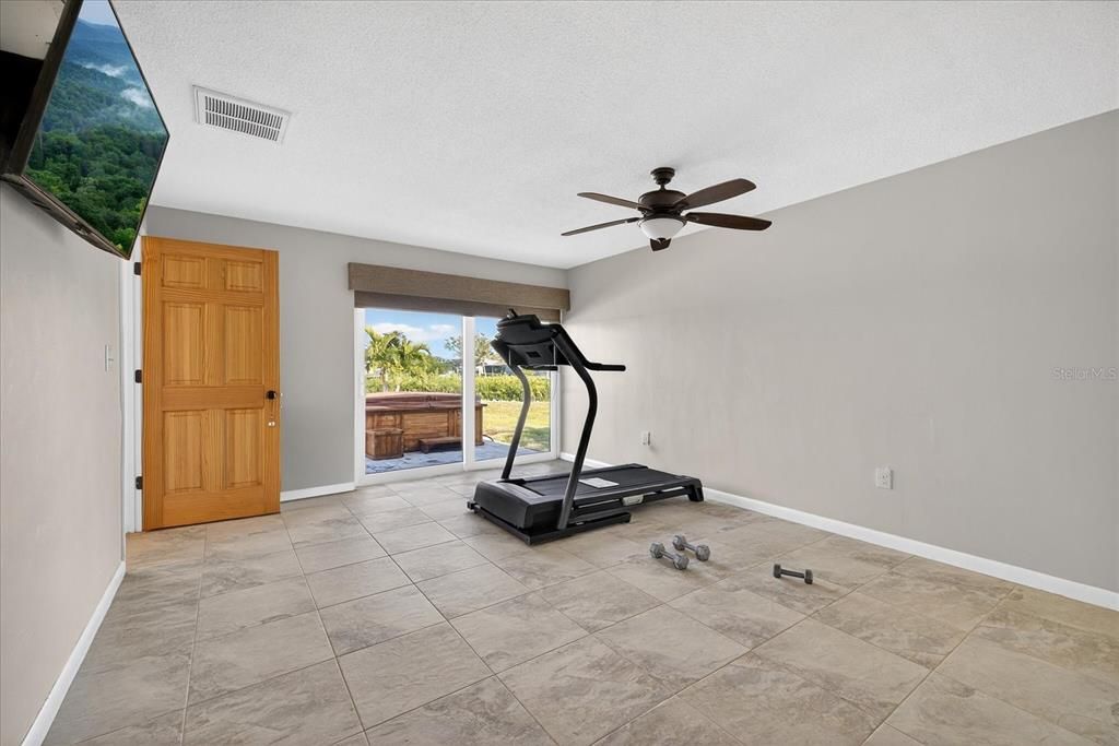 На продажу: $1,199,999 (4 спален, 2 ванн, 2020 Квадратных фут)