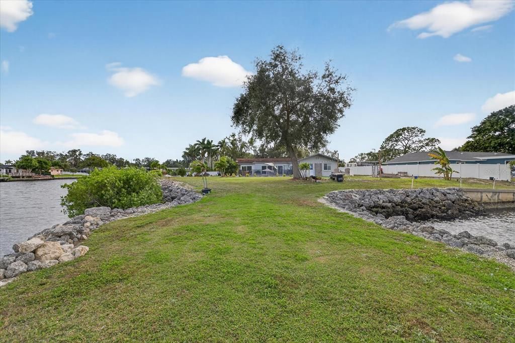 На продажу: $1,199,999 (4 спален, 2 ванн, 2020 Квадратных фут)