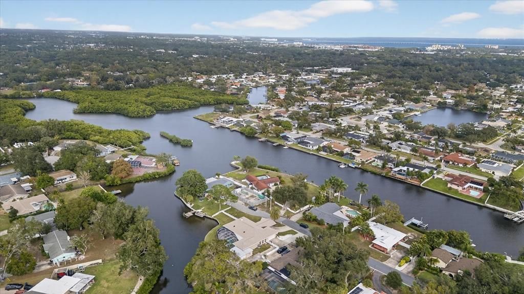 На продажу: $1,199,999 (4 спален, 2 ванн, 2020 Квадратных фут)