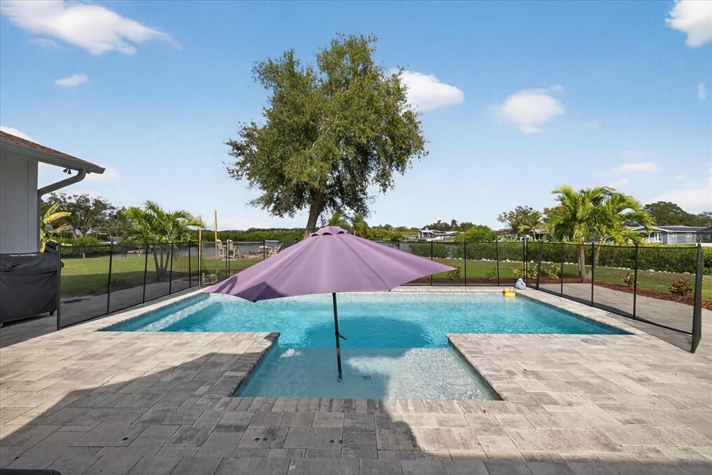 На продажу: $1,199,999 (4 спален, 2 ванн, 2020 Квадратных фут)