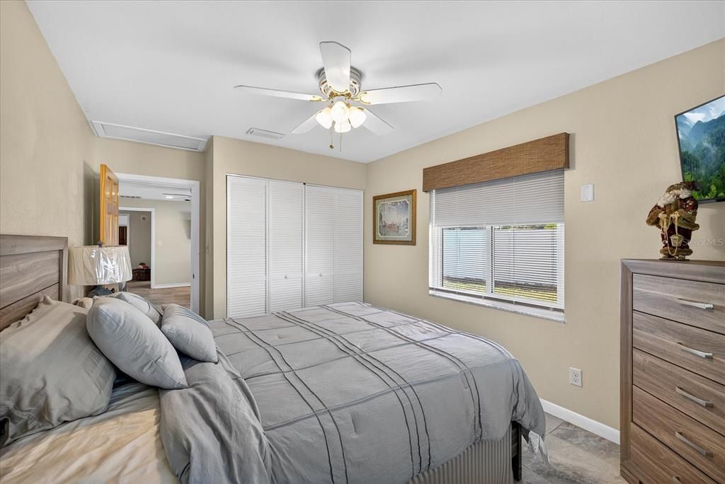 На продажу: $1,199,999 (4 спален, 2 ванн, 2020 Квадратных фут)