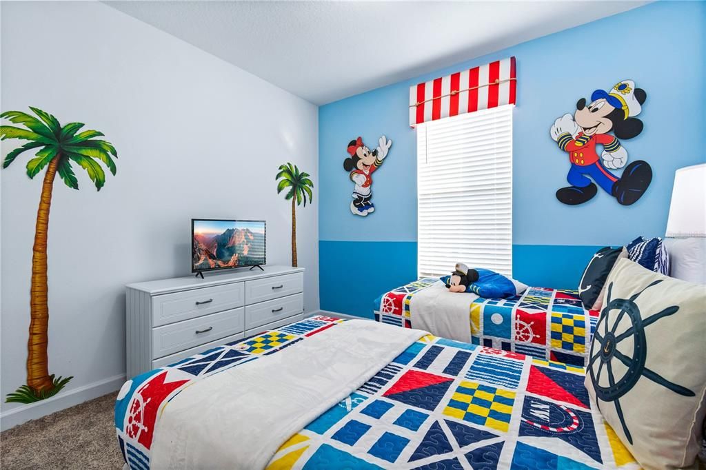 En Venta: $666,000 (6 camas, 5 baños, 3343 Pies cuadrados)