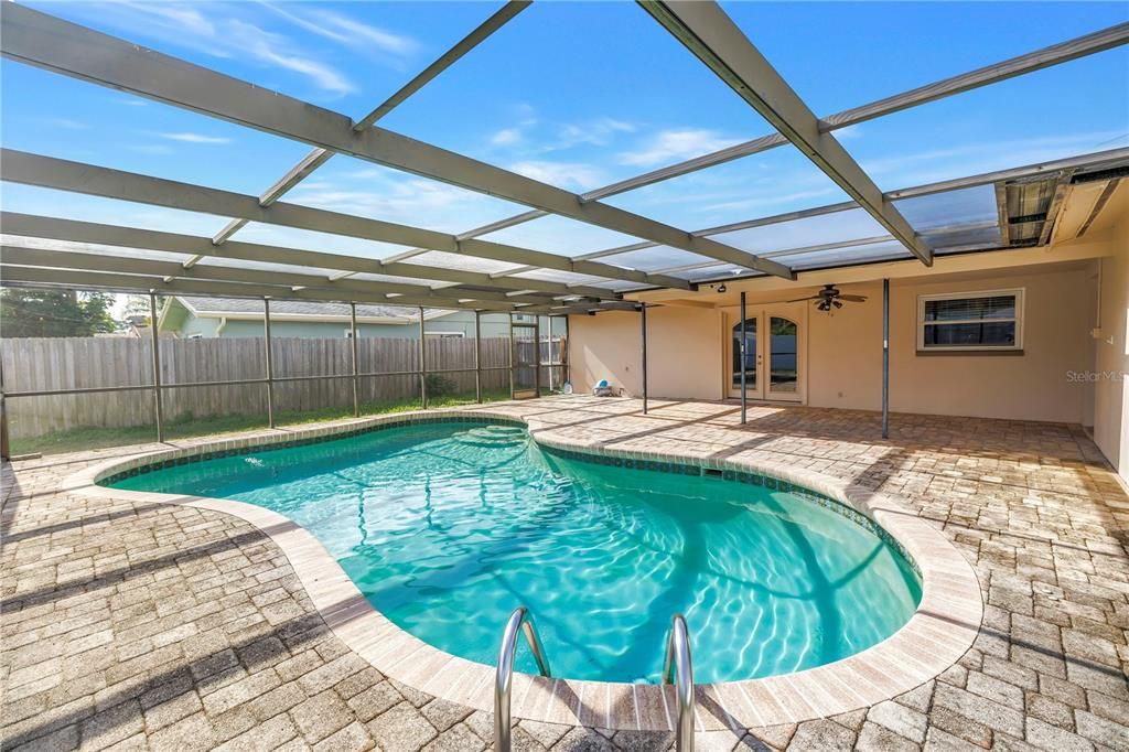 For Sale: $470,000 (3 beds, 2 baths, 1494 Square Feet)