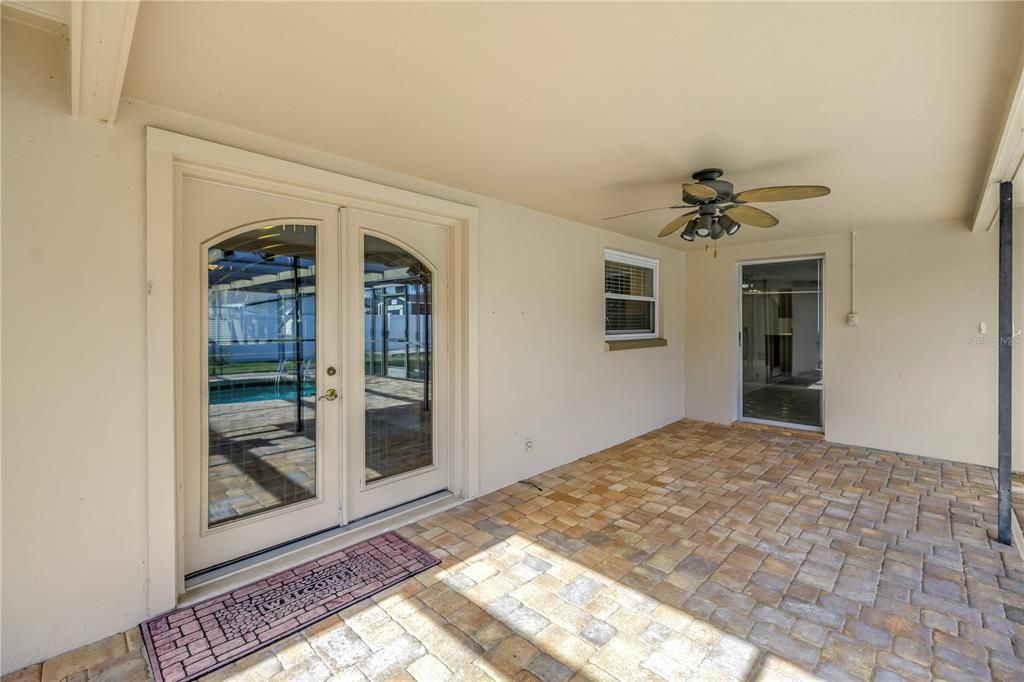 For Sale: $470,000 (3 beds, 2 baths, 1494 Square Feet)