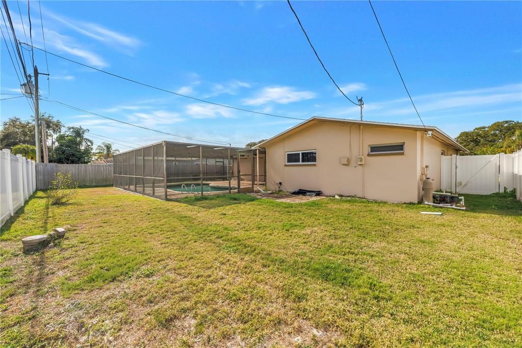 For Sale: $470,000 (3 beds, 2 baths, 1494 Square Feet)