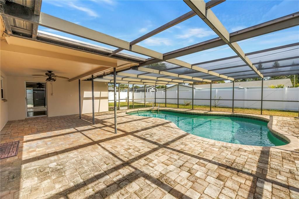 For Sale: $470,000 (3 beds, 2 baths, 1494 Square Feet)