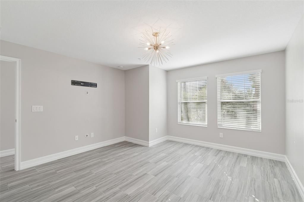 En Venta: $775,000 (4 camas, 3 baños, 2511 Pies cuadrados)