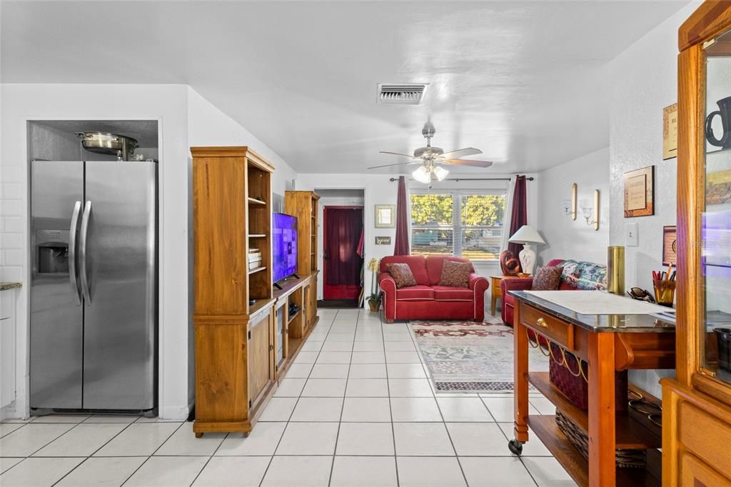 En Venta: $275,000 (3 camas, 1 baños, 836 Pies cuadrados)