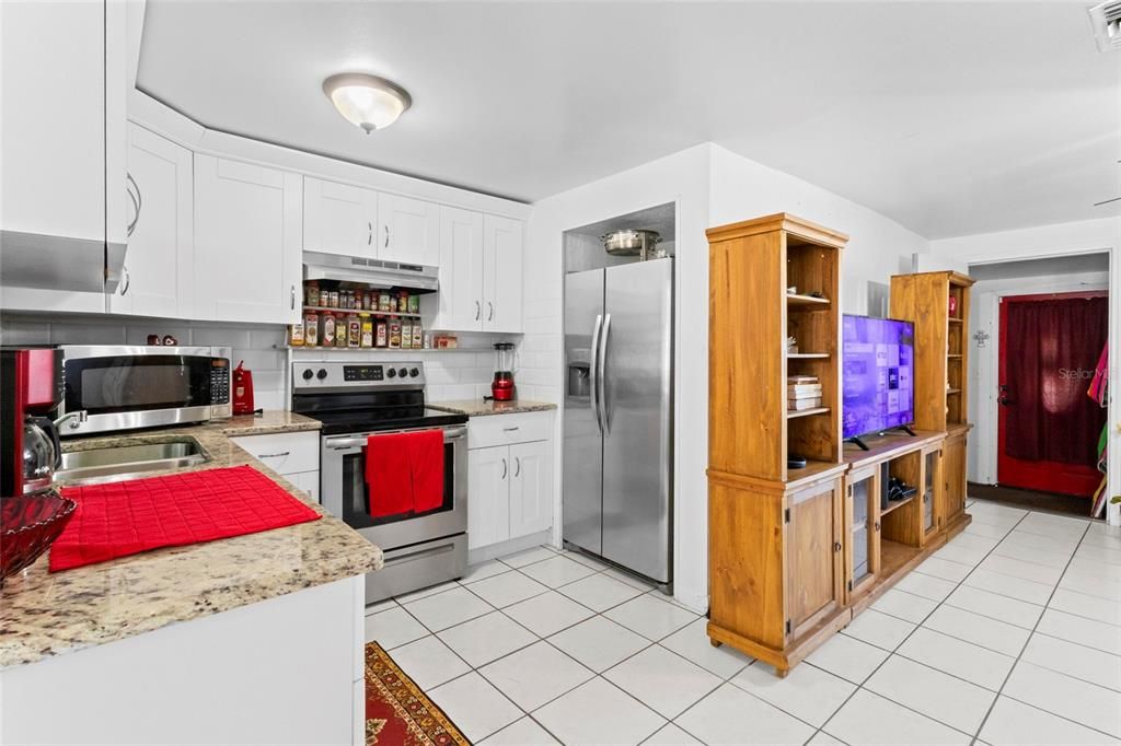 En Venta: $275,000 (3 camas, 1 baños, 836 Pies cuadrados)