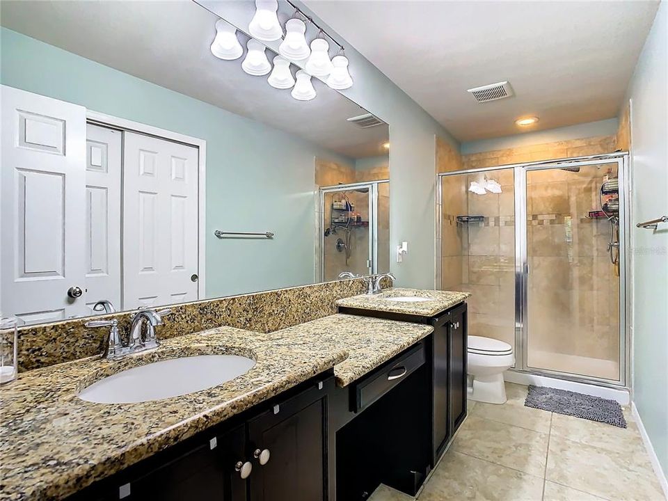 En Venta: $229,000 (2 camas, 2 baños, 1496 Pies cuadrados)