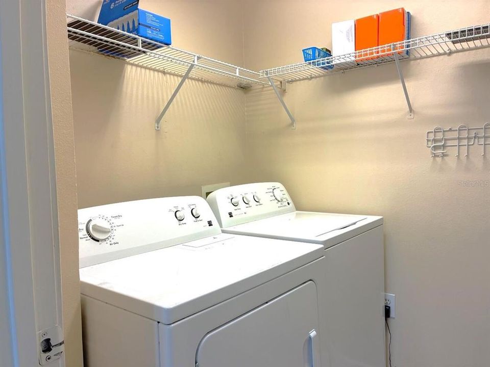 For Sale: $284,900 (3 beds, 2 baths, 1344 Square Feet)