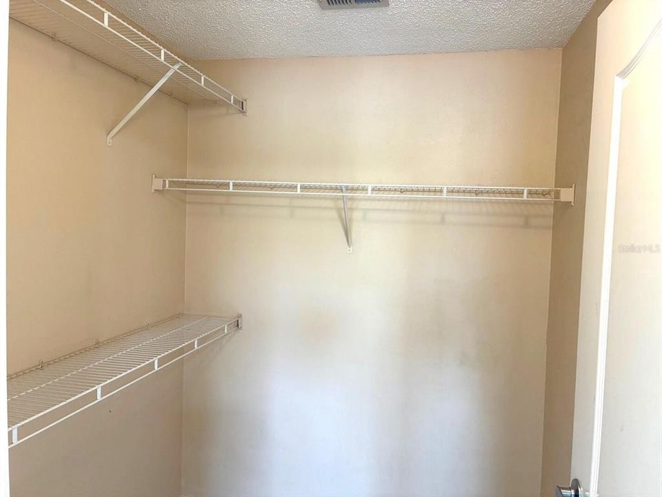 For Sale: $284,900 (3 beds, 2 baths, 1344 Square Feet)