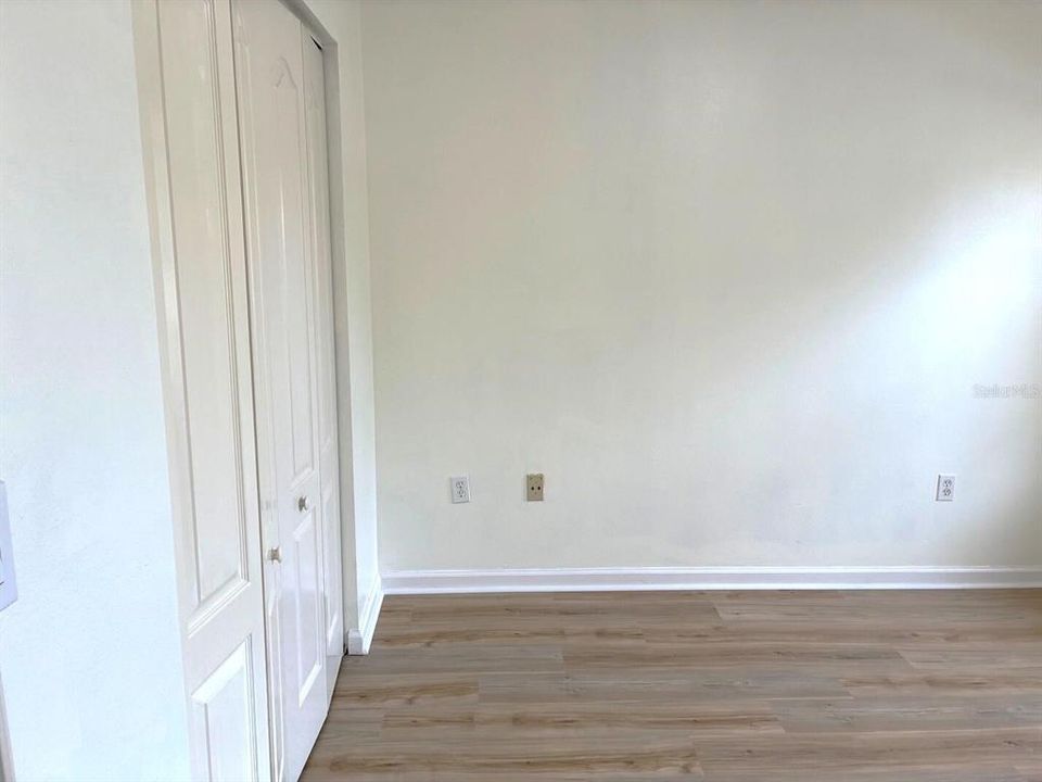 For Sale: $284,900 (3 beds, 2 baths, 1344 Square Feet)