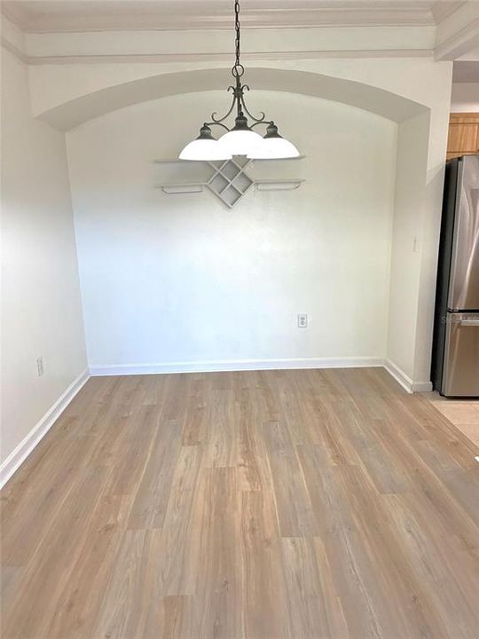 For Sale: $284,900 (3 beds, 2 baths, 1344 Square Feet)