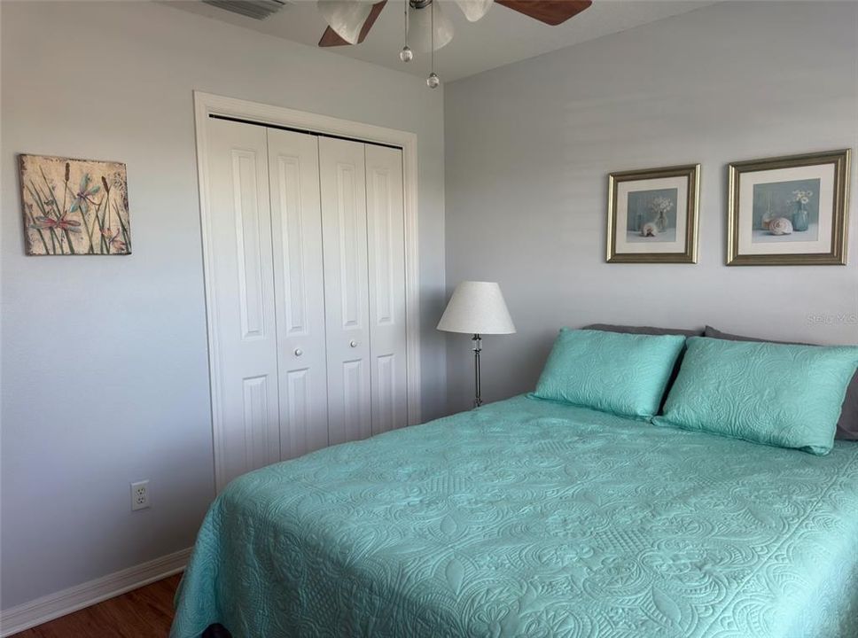 На продажу: $399,900 (3 спален, 2 ванн, 1692 Квадратных фут)