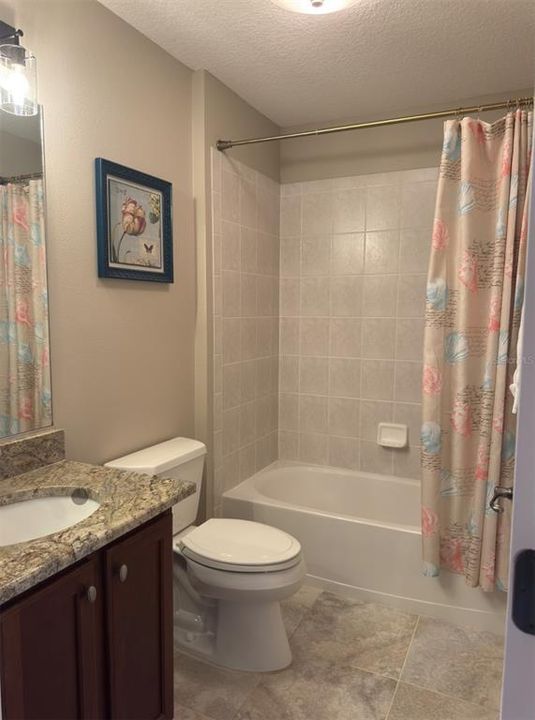 На продажу: $399,900 (3 спален, 2 ванн, 1692 Квадратных фут)