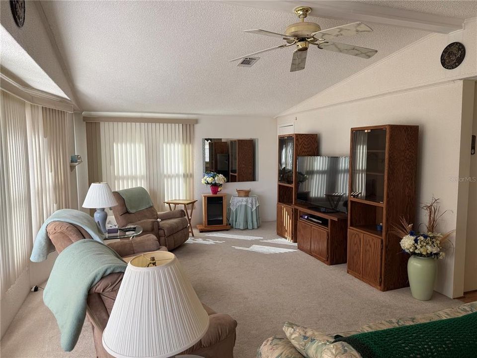 En Venta: $164,500 (2 camas, 2 baños, 1344 Pies cuadrados)