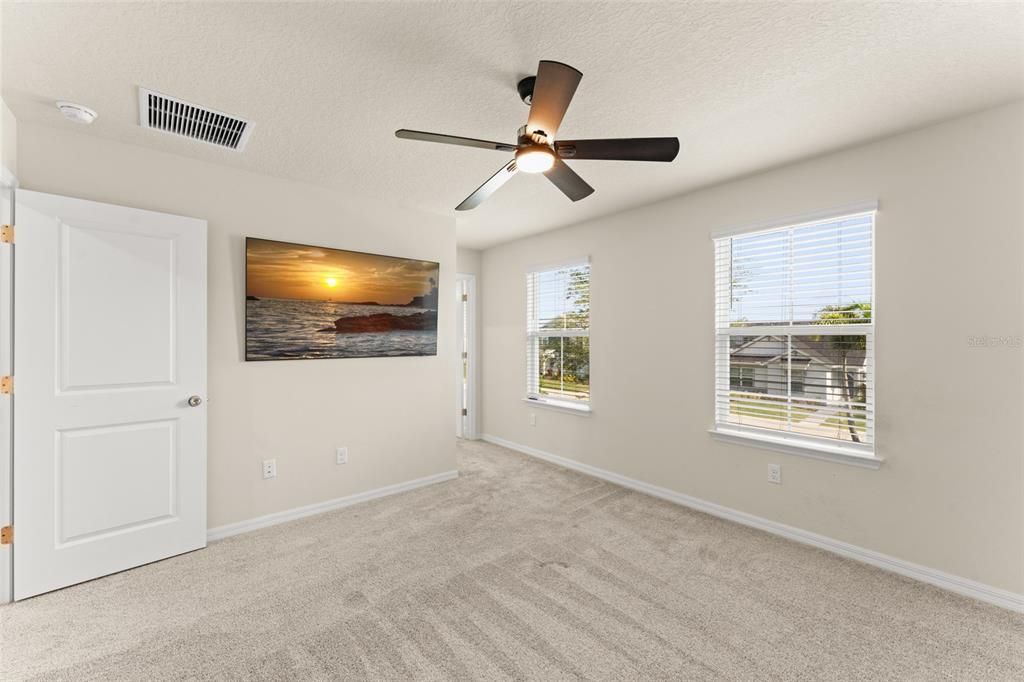 For Sale: $425,000 (3 beds, 2 baths, 1628 Square Feet)