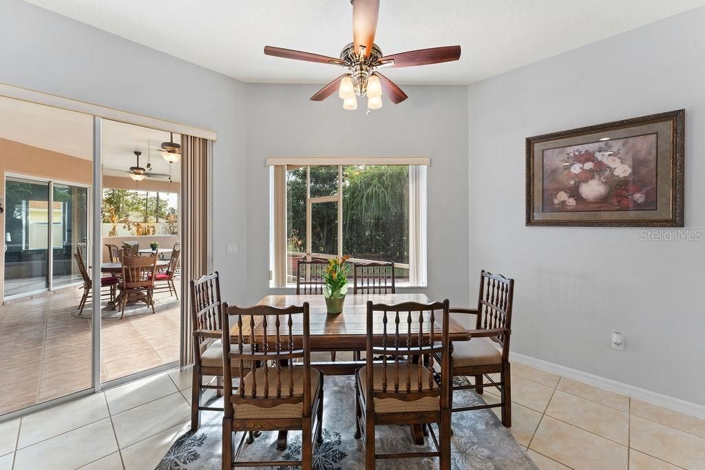 На продажу: $375,000 (3 спален, 2 ванн, 2277 Квадратных фут)