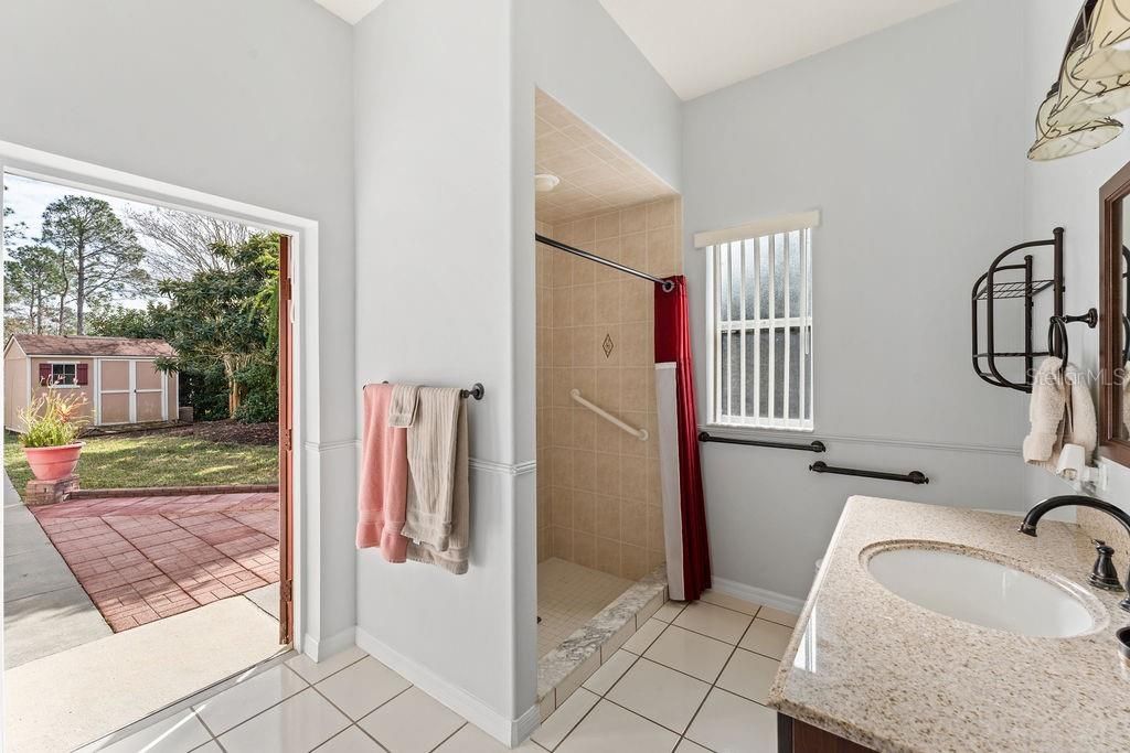 На продажу: $375,000 (3 спален, 2 ванн, 2277 Квадратных фут)