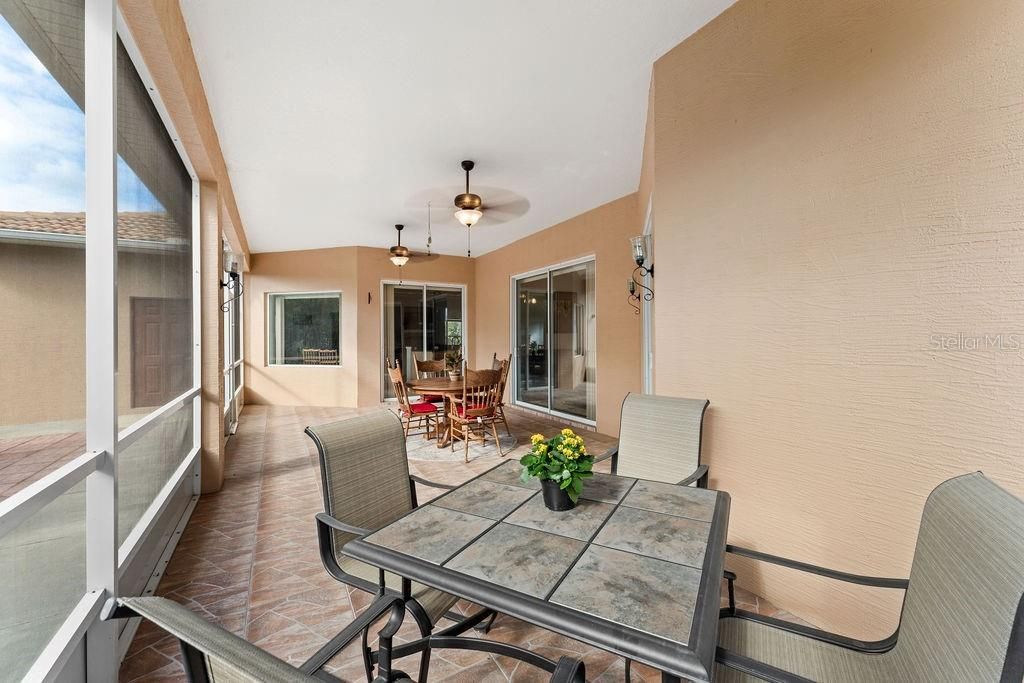 На продажу: $375,000 (3 спален, 2 ванн, 2277 Квадратных фут)