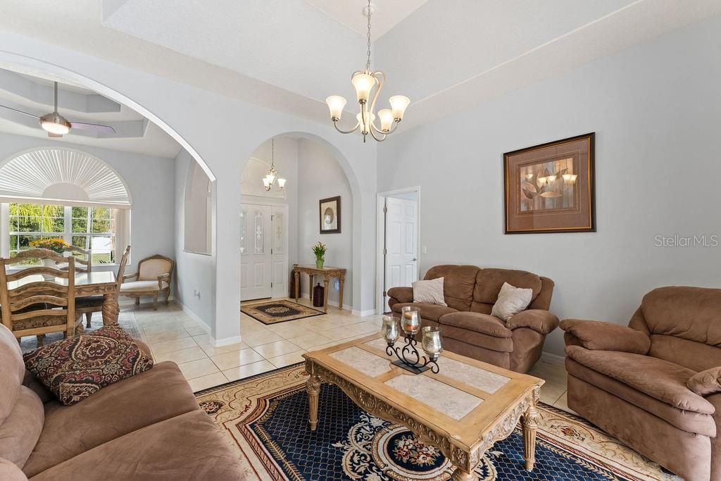 На продажу: $375,000 (3 спален, 2 ванн, 2277 Квадратных фут)