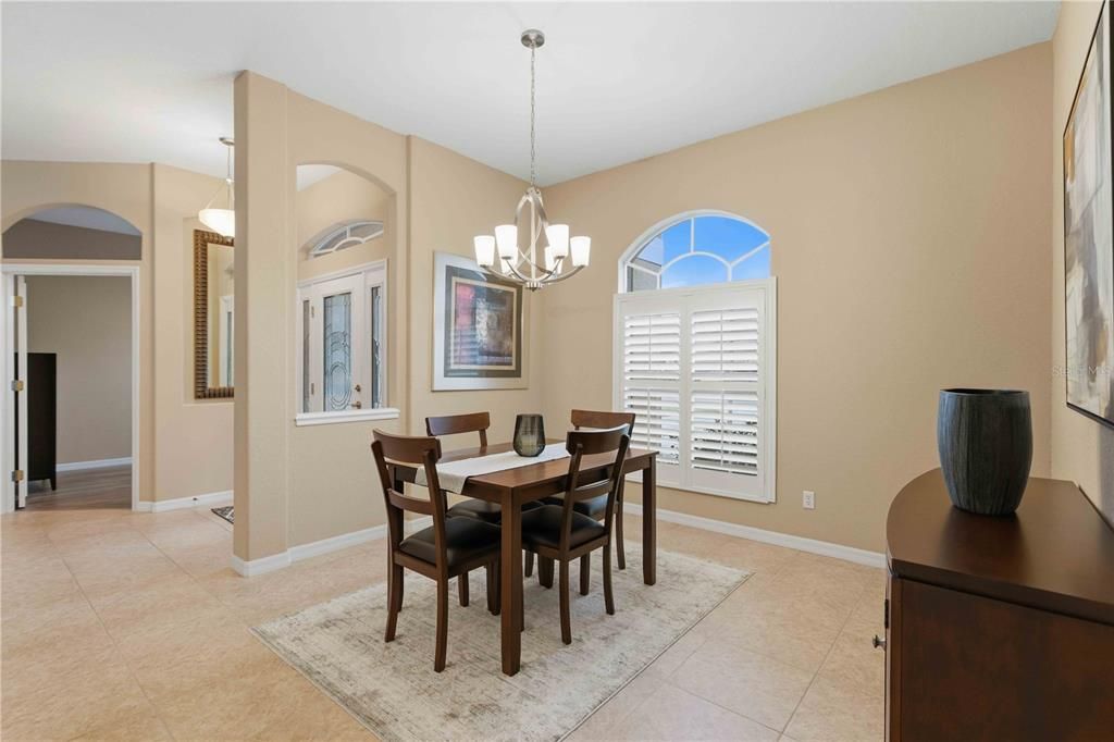 For Sale: $600,000 (3 beds, 2 baths, 2261 Square Feet)