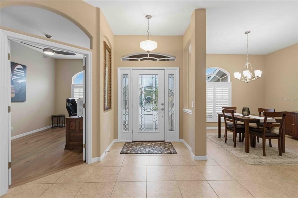 For Sale: $600,000 (3 beds, 2 baths, 2261 Square Feet)