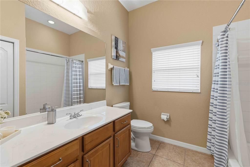 For Sale: $600,000 (3 beds, 2 baths, 2261 Square Feet)