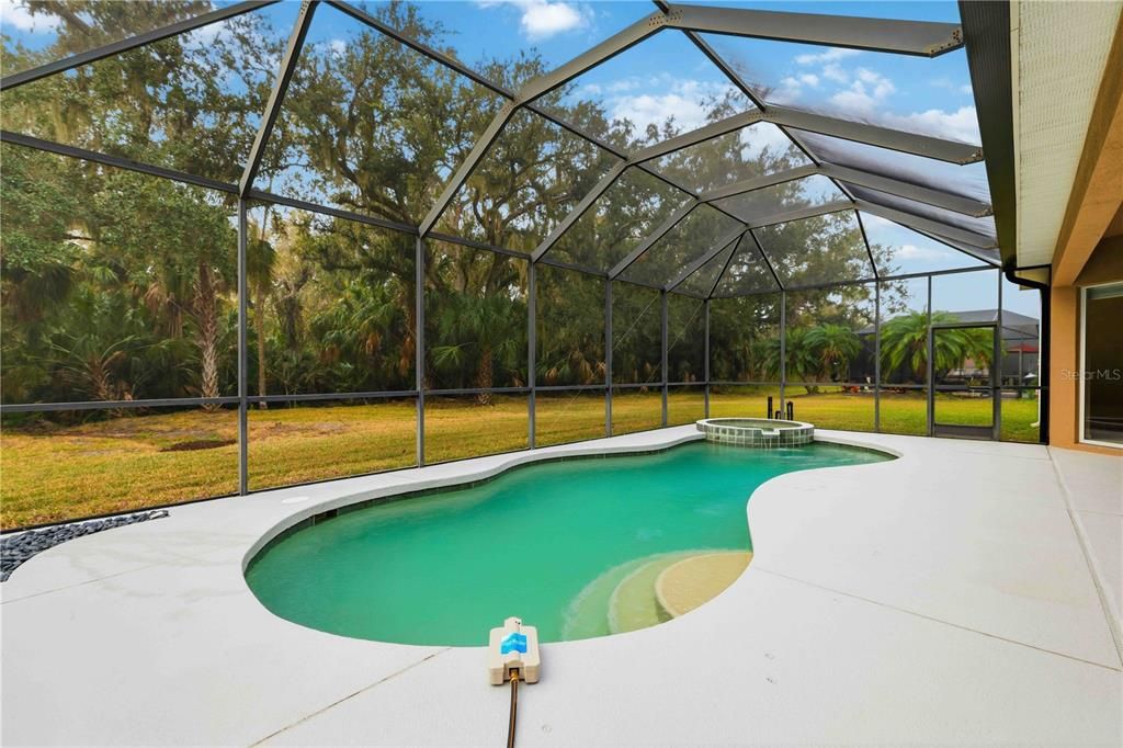 For Sale: $600,000 (3 beds, 2 baths, 2261 Square Feet)