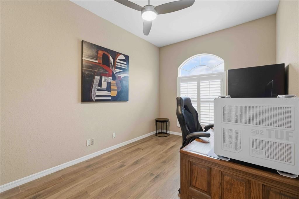 For Sale: $600,000 (3 beds, 2 baths, 2261 Square Feet)