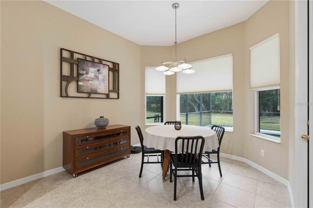 For Sale: $600,000 (3 beds, 2 baths, 2261 Square Feet)