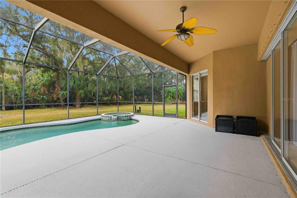 For Sale: $600,000 (3 beds, 2 baths, 2261 Square Feet)