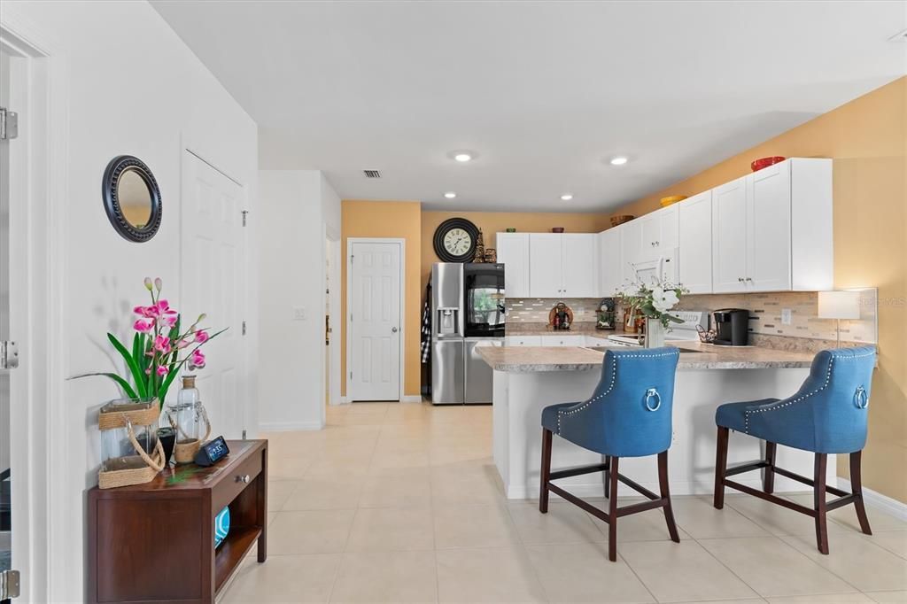 For Sale: $308,000 (2 beds, 2 baths, 1510 Square Feet)