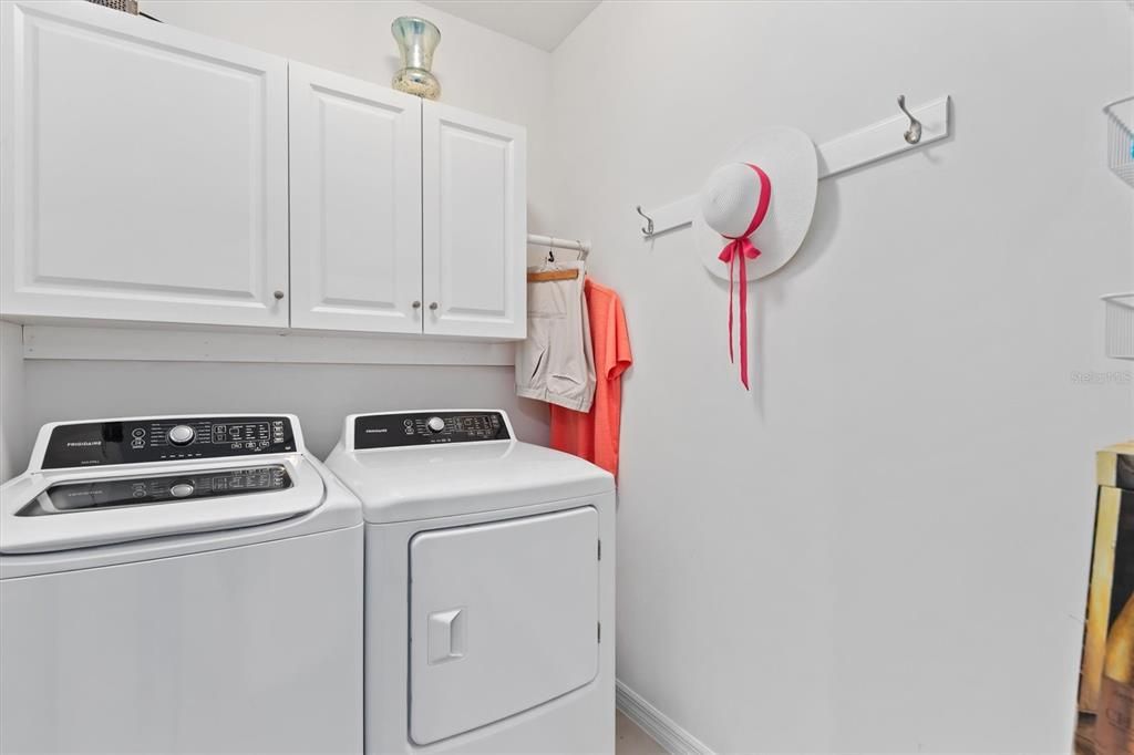 For Sale: $308,000 (2 beds, 2 baths, 1510 Square Feet)