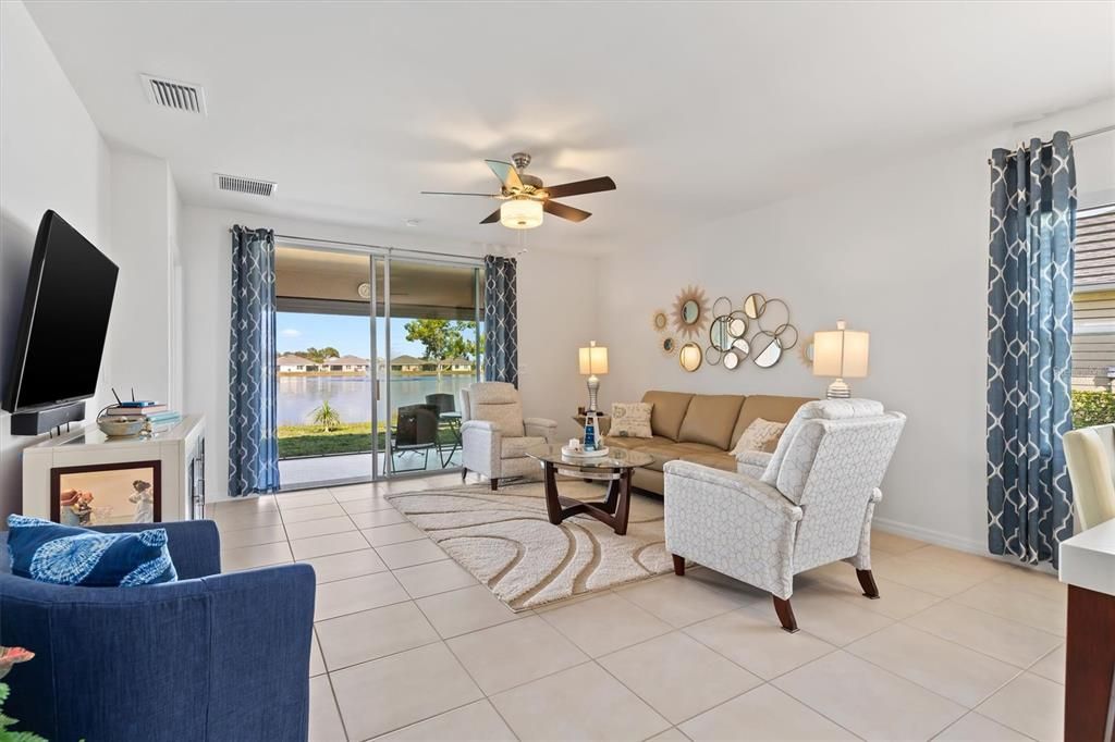 For Sale: $308,000 (2 beds, 2 baths, 1510 Square Feet)