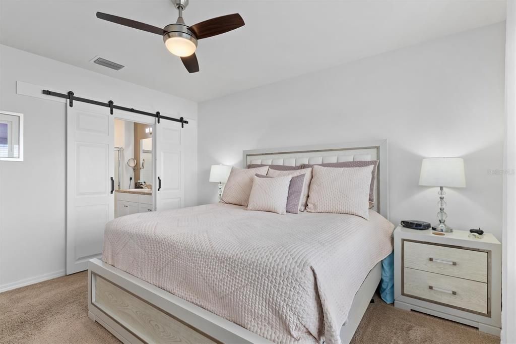 For Sale: $308,000 (2 beds, 2 baths, 1510 Square Feet)