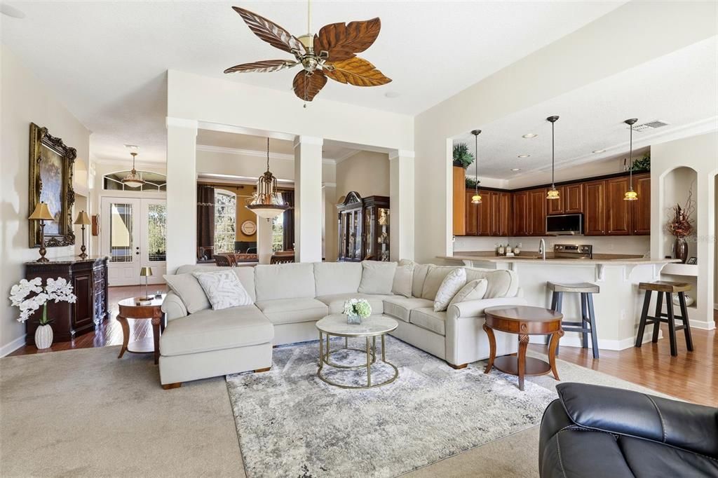 На продажу: $543,500 (3 спален, 2 ванн, 2470 Квадратных фут)