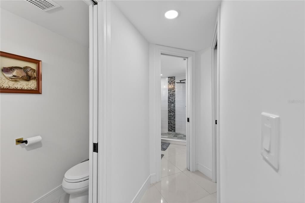 For Sale: $545,000 (2 beds, 2 baths, 2129 Square Feet)