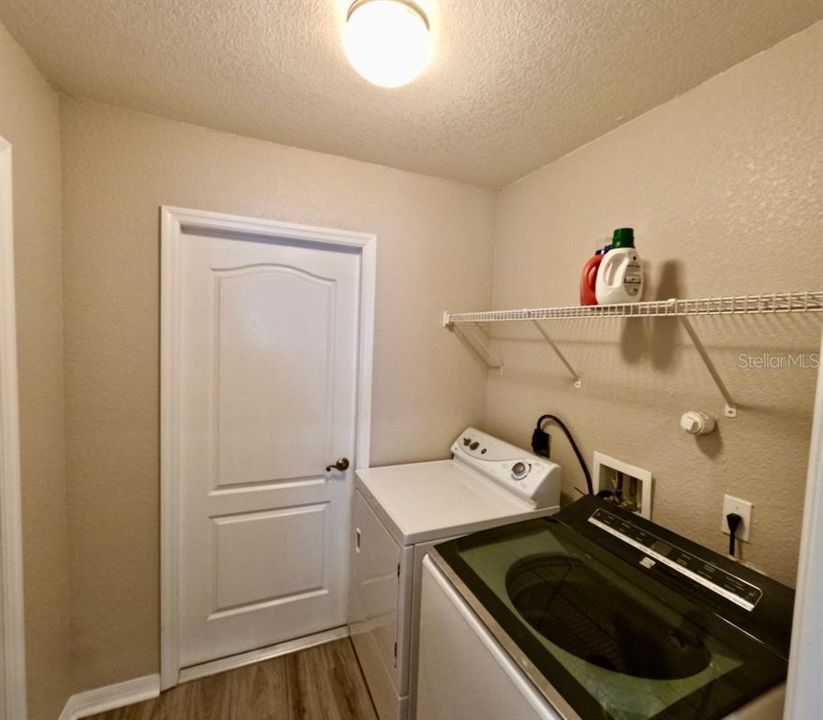 For Sale: $384,900 (3 beds, 2 baths, 1759 Square Feet)