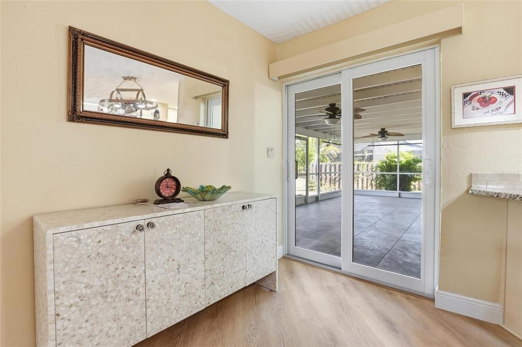 待售: $399,900 (3 贝兹, 2 浴室, 1802 平方英尺)