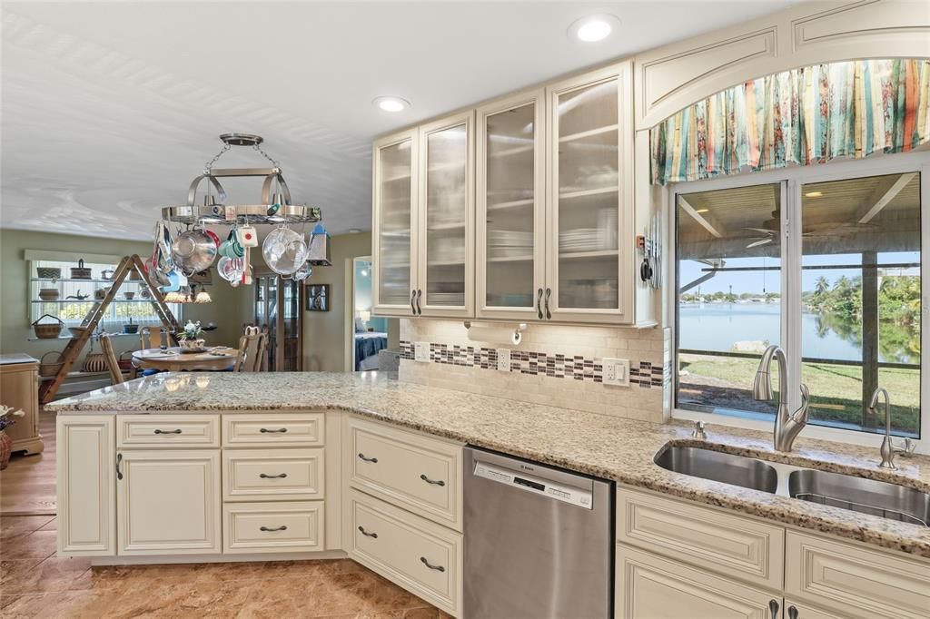 待售: $399,900 (3 贝兹, 2 浴室, 1802 平方英尺)