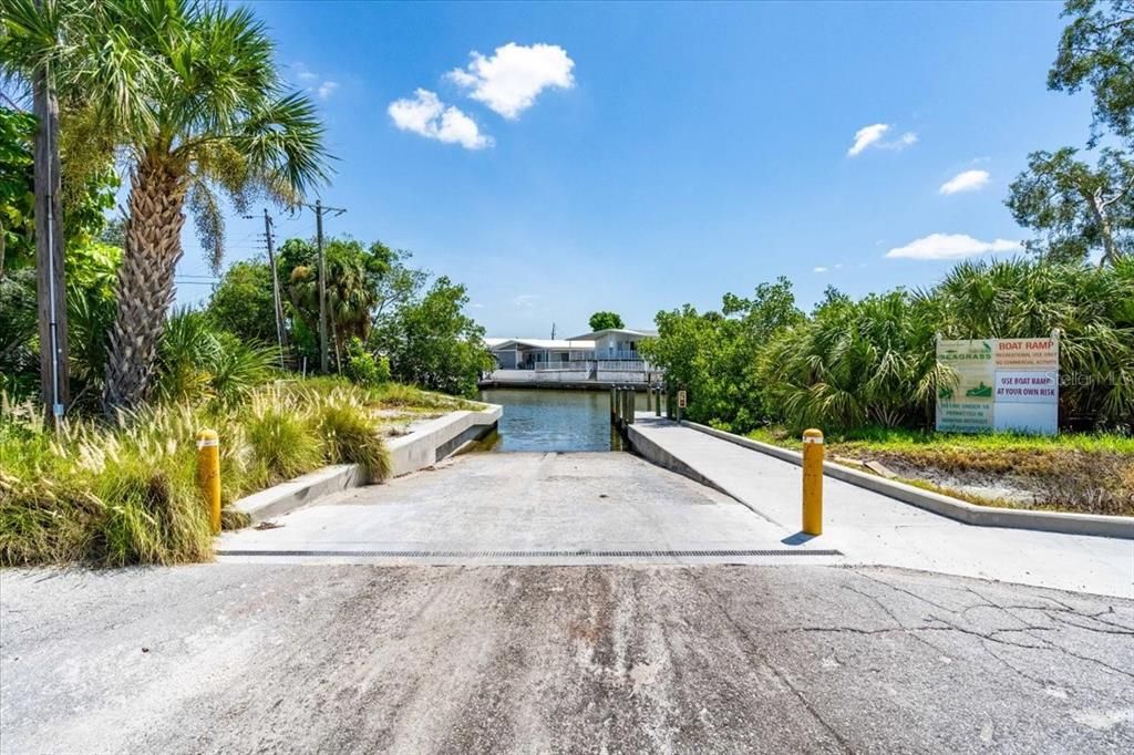 待售: $345,000 (3 贝兹, 2 浴室, 1212 平方英尺)