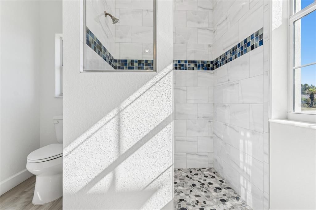 待售: $449,000 (2 贝兹, 2 浴室, 1275 平方英尺)